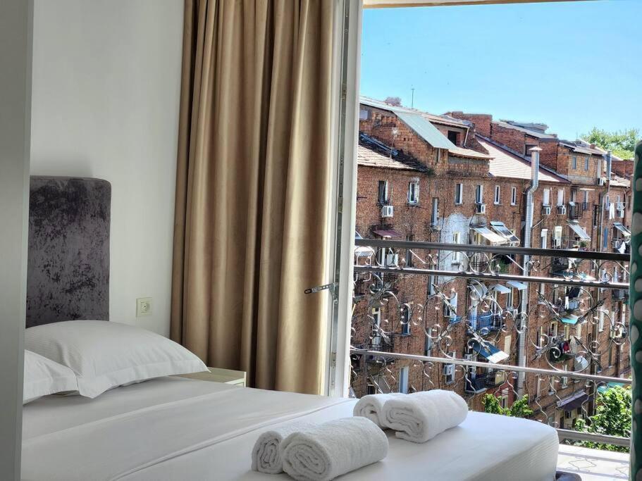 Tirana City Center Penthouse Oasis Zewnętrze zdjęcie