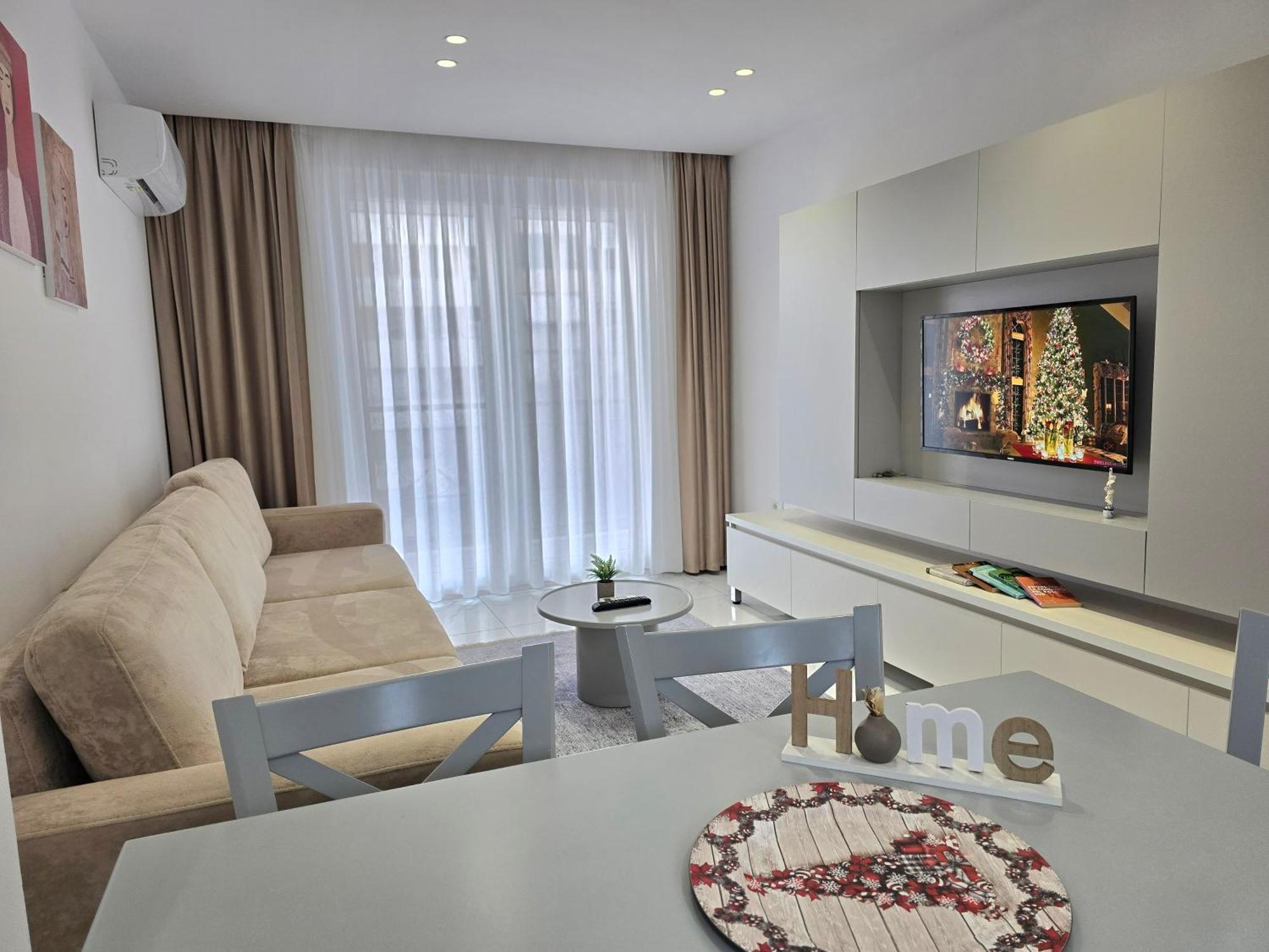 Tirana City Center Penthouse Oasis Zewnętrze zdjęcie